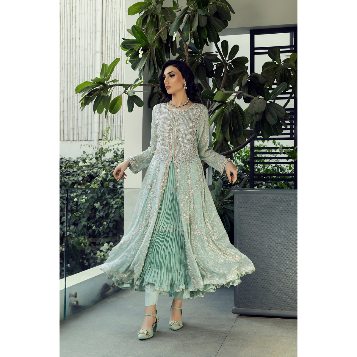 MINT ENCHANTRESS