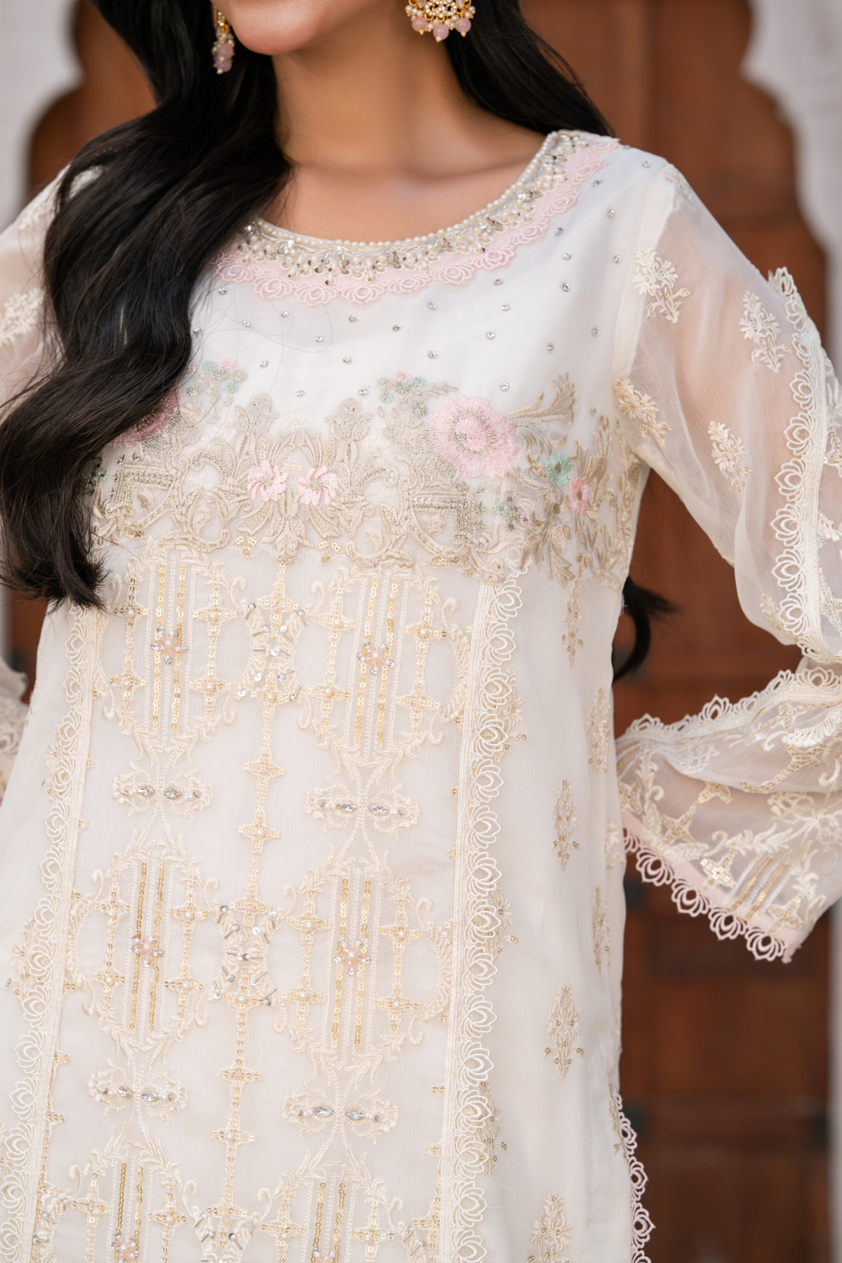 IVORY BLOOM ELEGANCE